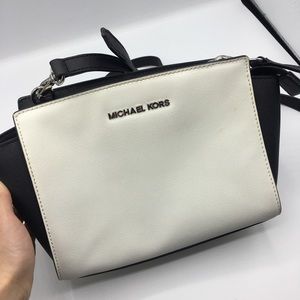 Michael Kors Crossbody Bag